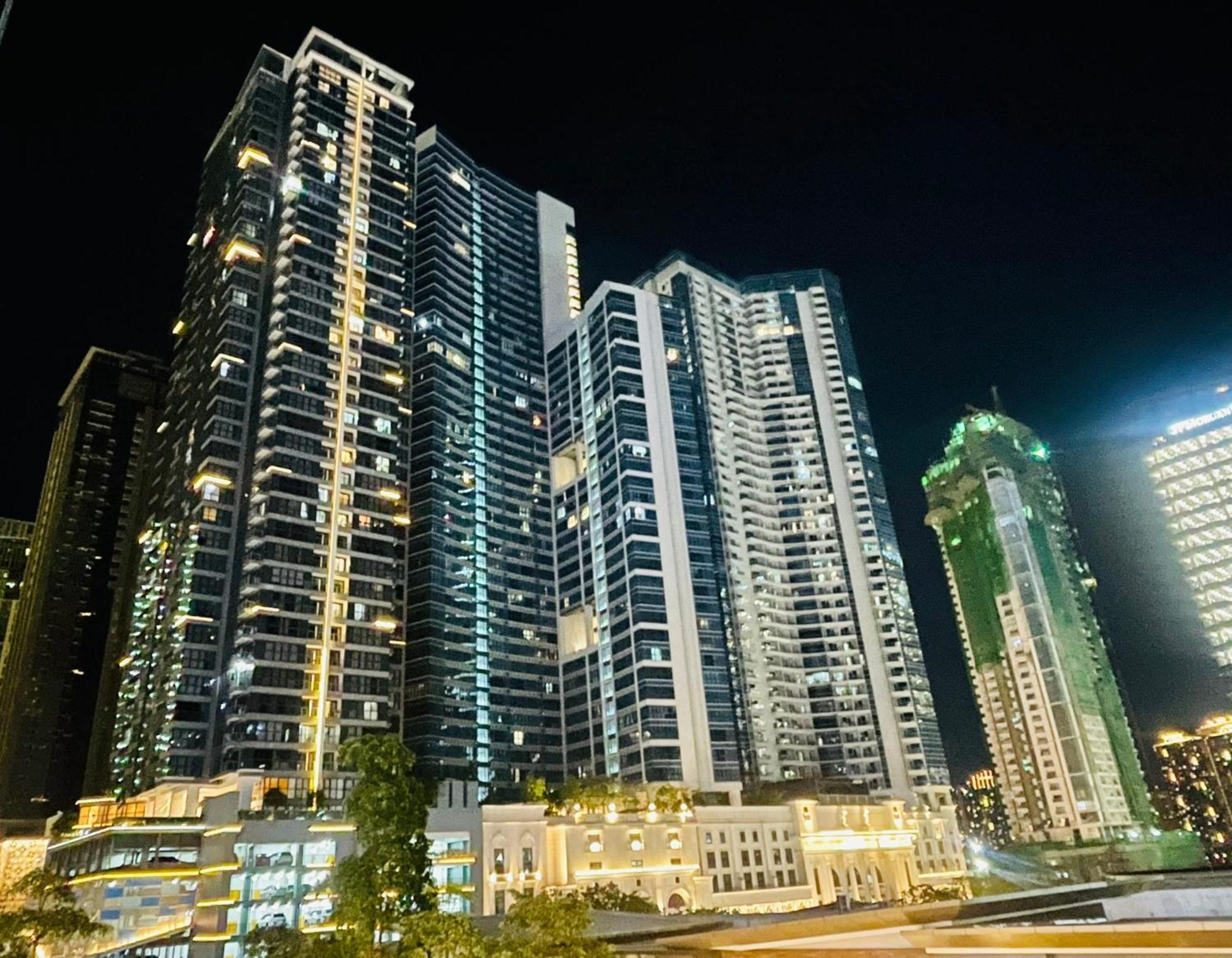 Uptown Parksuites Bgc Taguig Exterior photo